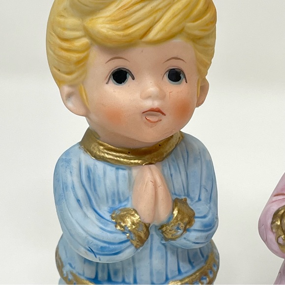 Vintage Praying Children Set of 2 Blonde Boy and Girl Ceramic Hand Painted - Picture 2 of 12